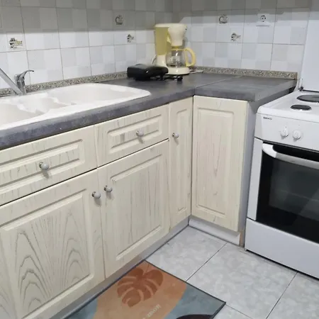 Cozy House Near The Διαμέρισμα *