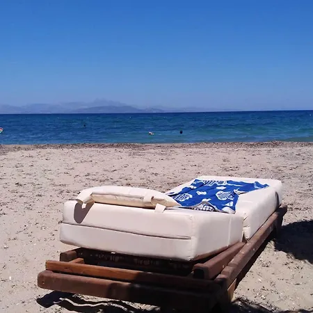 Διαμέρισμα Cozy House Near The *