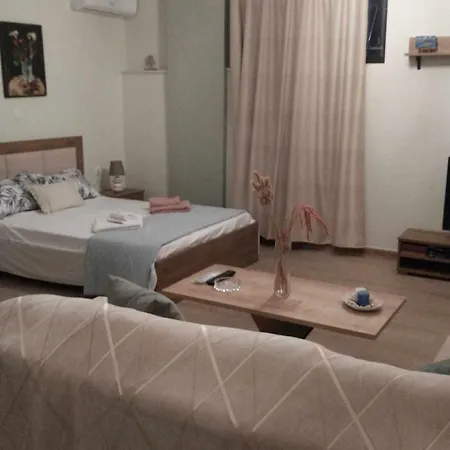 Cozy House Near The Apartment *